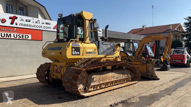 ممهدة طرق Komatsu D61PX