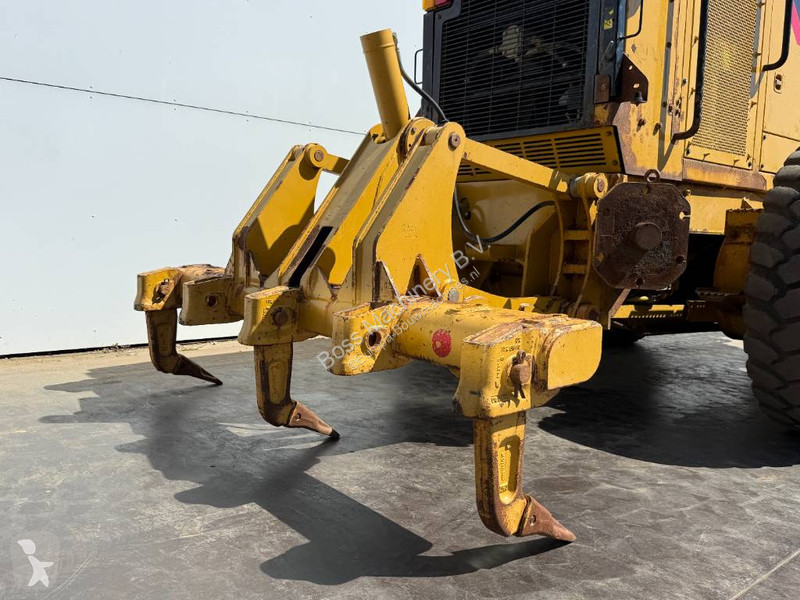 Grejder Caterpillar 160M AWD - 3 Tine Ripper /...