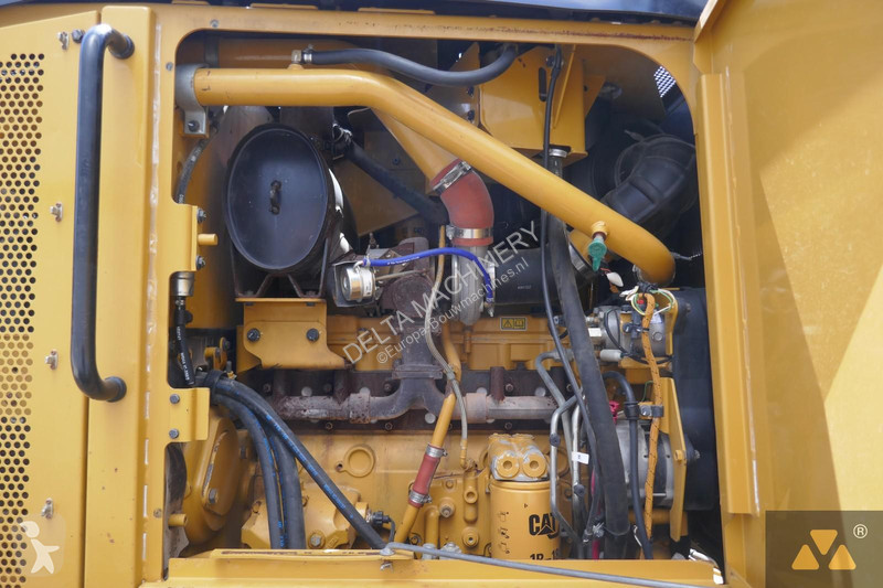 Grejder Caterpillar 160M