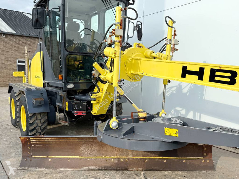 Niveleuse HBM BG110T-5 - Front Blade + Ripper /...