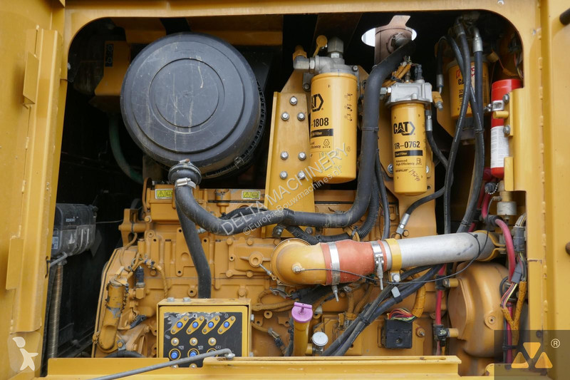 Grejder Caterpillar 14M