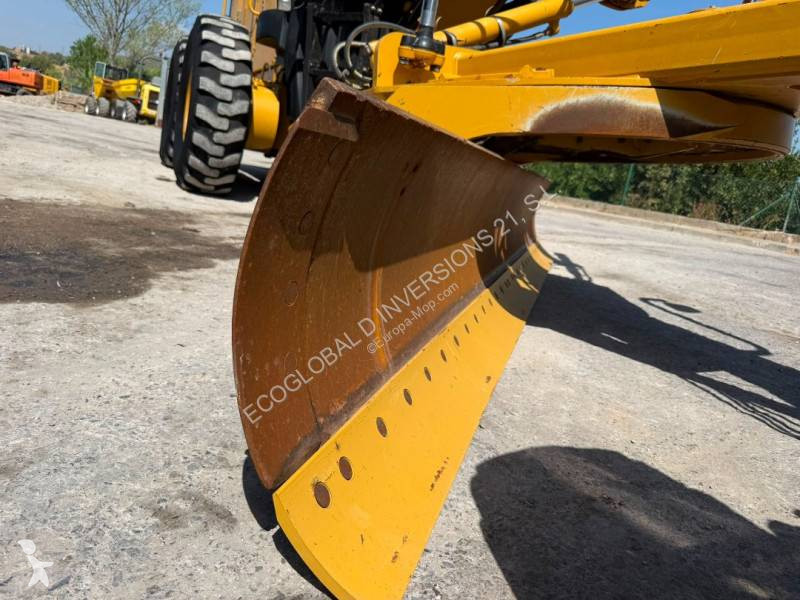 ممهدة طرق Caterpillar 12M3 AWD