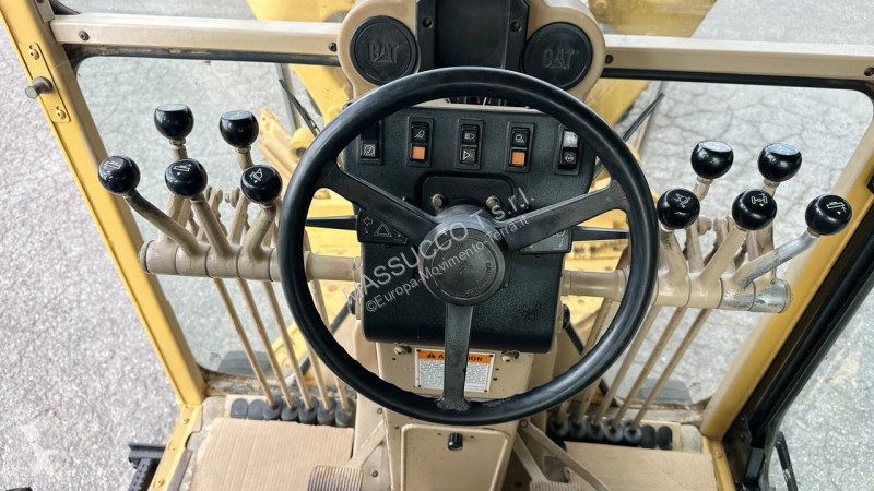 ممهدة طرق Caterpillar 12H 6X4