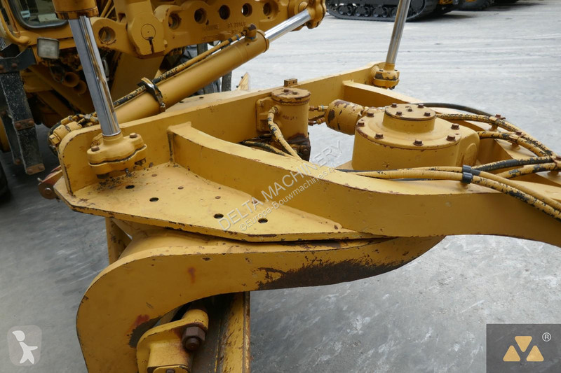 Niveladora Caterpillar