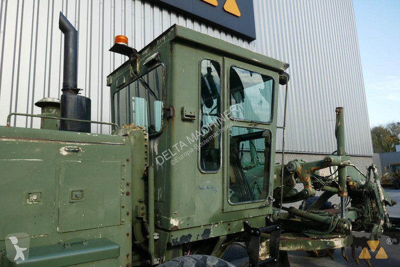 Грейдер Caterpillar Ex-army