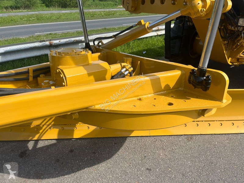 Grader Caterpillar C - Push block / Ripper /...