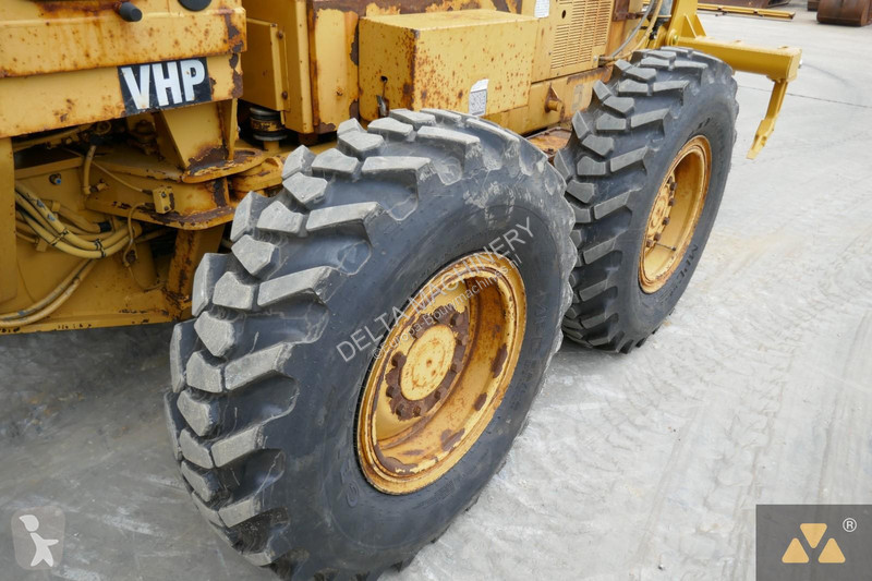 ممهدة طرق Caterpillar