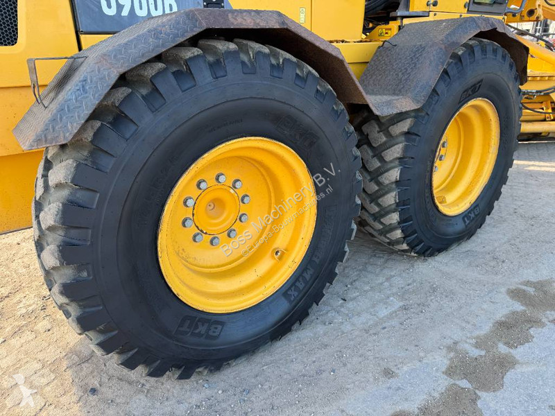 Grader Volvo B - 4.90 Meter Blade / Backup Camera