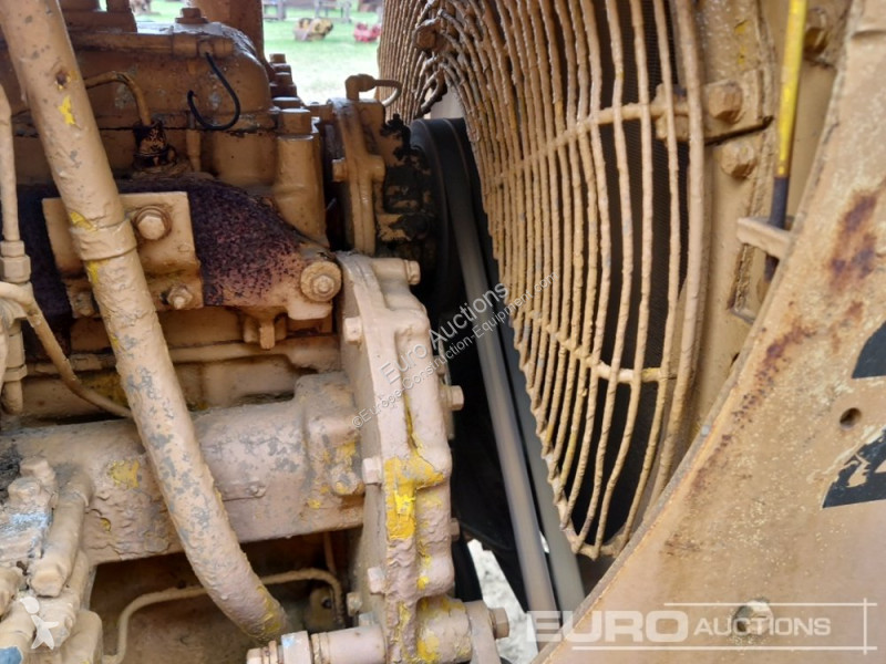 Grader Caterpillar