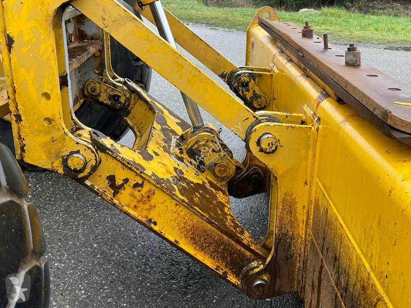 ممهدة طرق Caterpillar CE