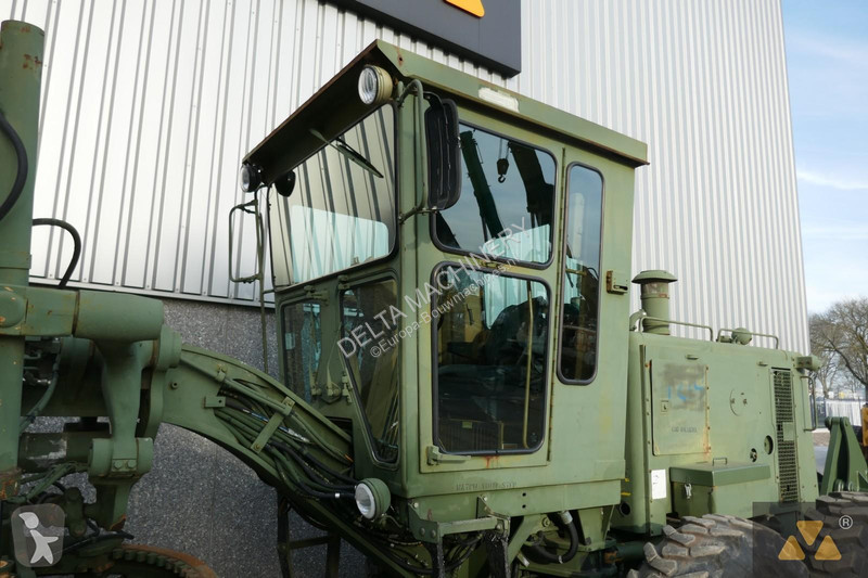Niveladora Caterpillar Ex-army