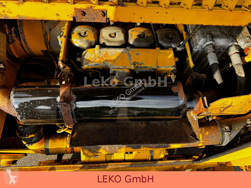 ممهدة طرق O&K A 6x6