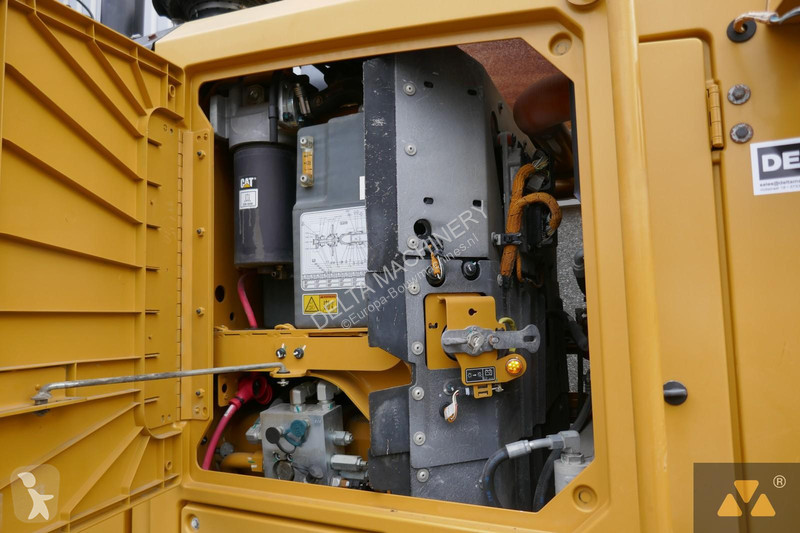 Grejder Caterpillar 12M3