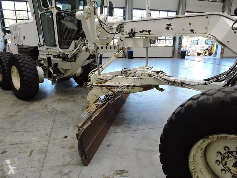 Grejder Caterpillar 12H