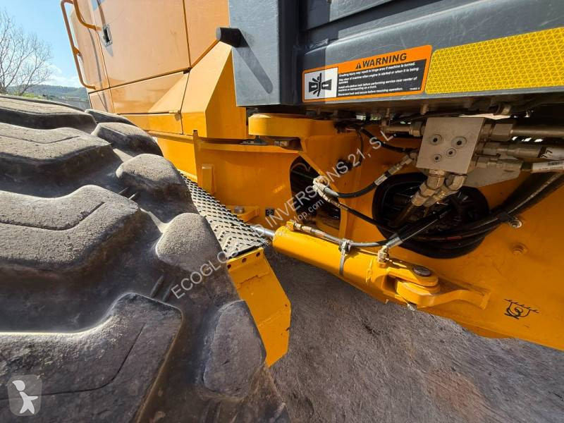 ممهدة طرق John Deere 672GP AWD