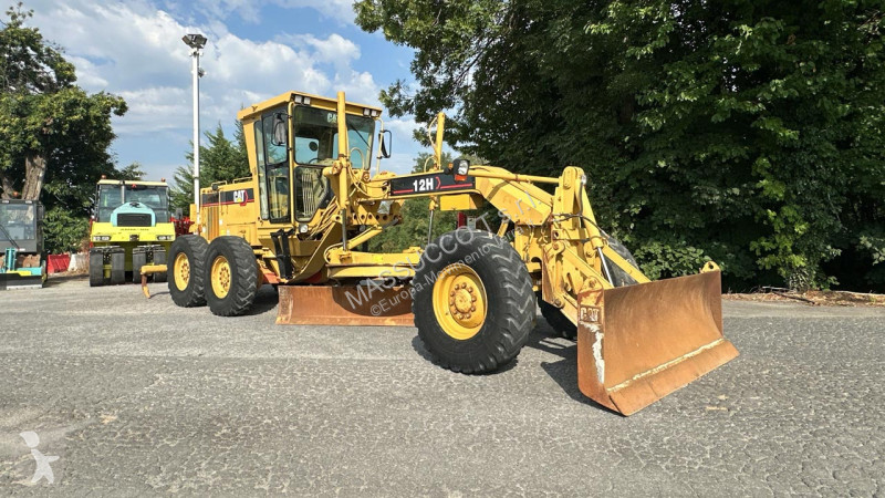 ممهدة طرق Caterpillar 12H 6X4