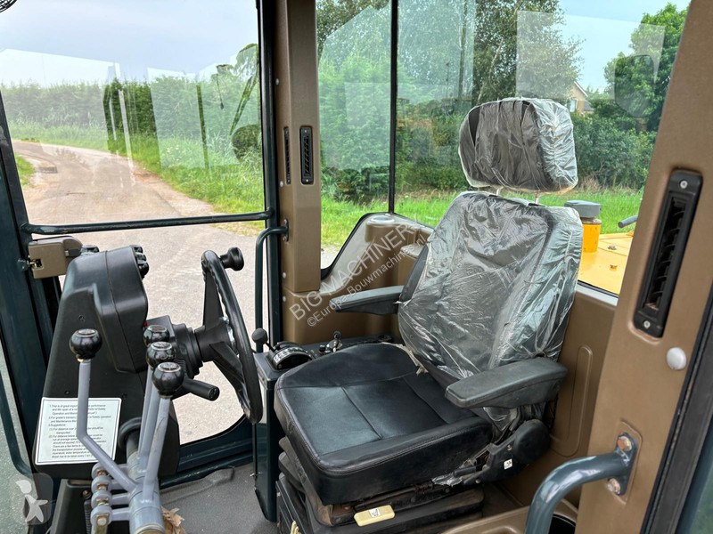 Vägskrapa Hyundai HG130