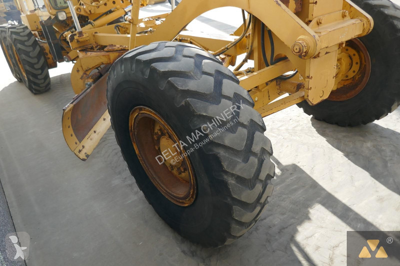 Niveladora Caterpillar
