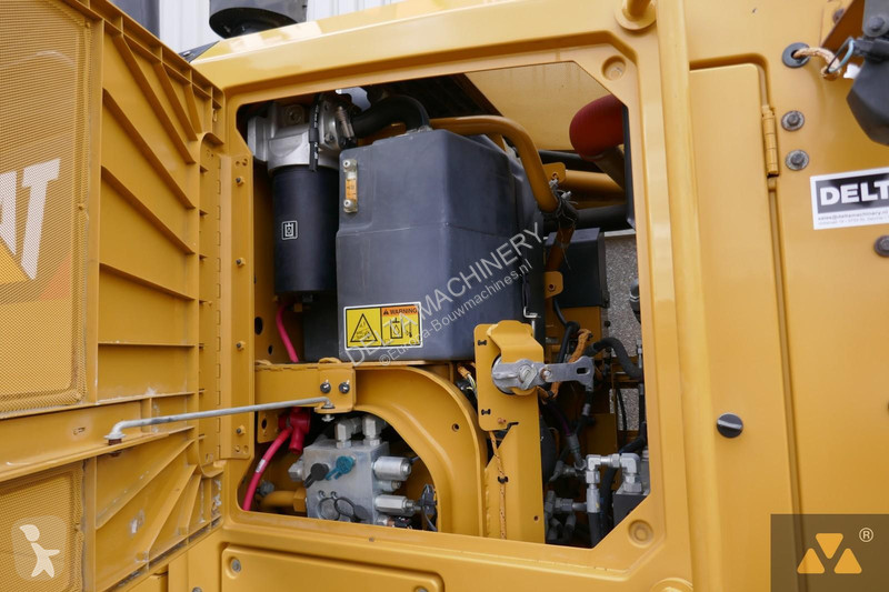 Niveladora Caterpillar 2