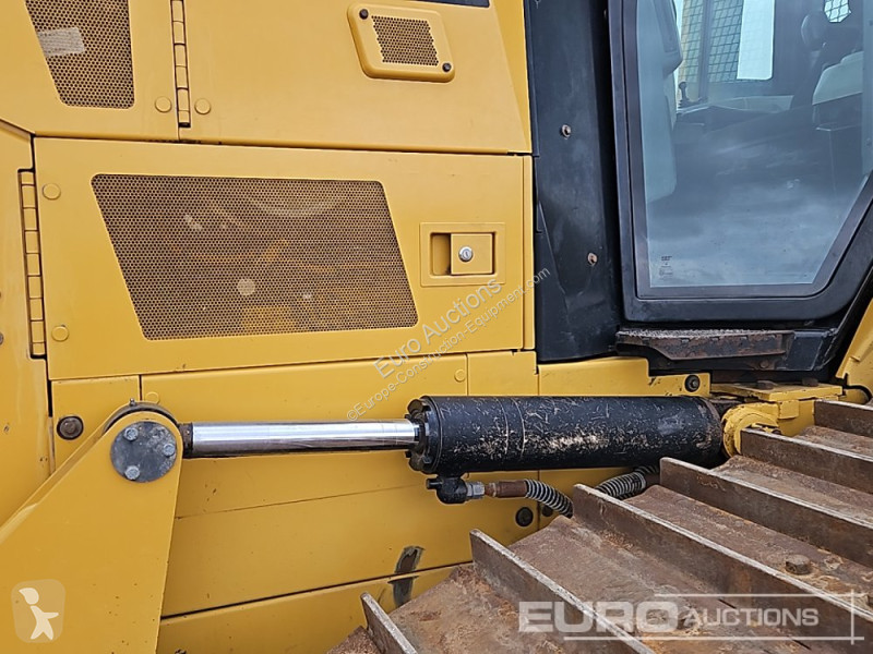 Grejdr Caterpillar D6N
