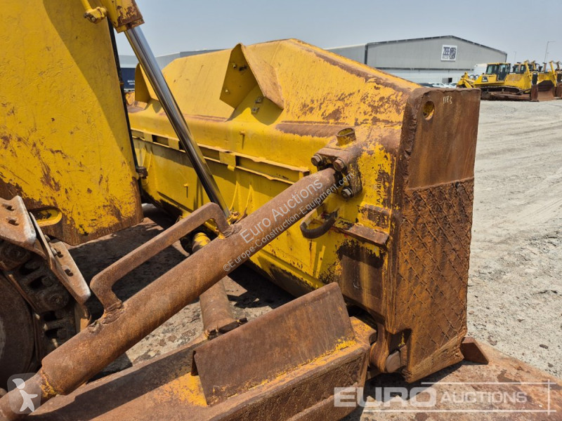 Niveladora Komatsu D155A-6