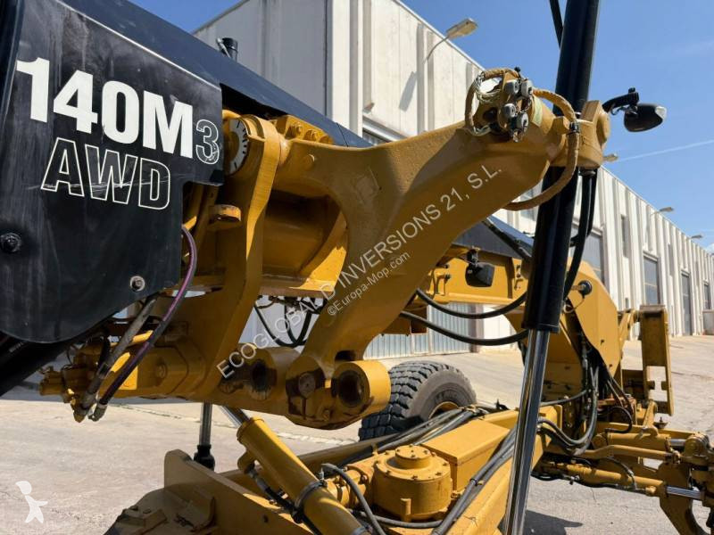 Planeringshøvl Caterpillar 140 M3 AWD
