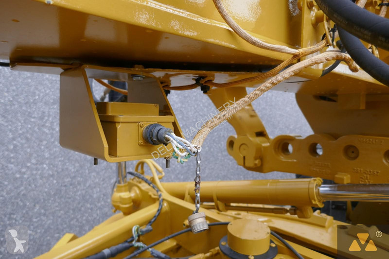 Грейдер Caterpillar 140M3
