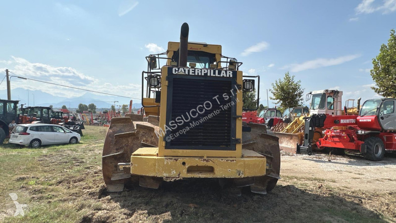 Grejder Caterpillar 826C