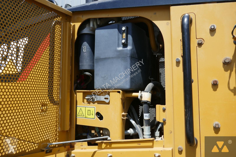 Grejder Caterpillar 160M