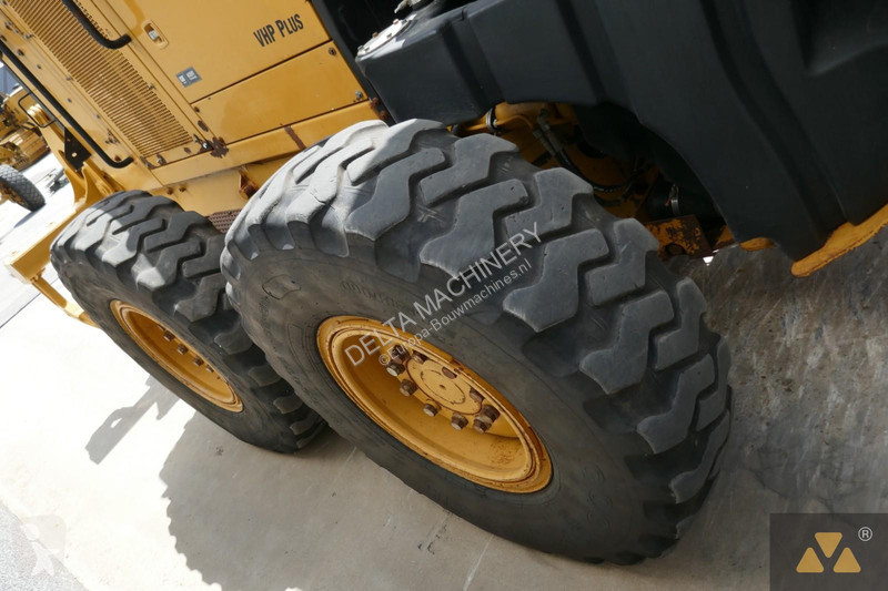 Grejder Caterpillar 140M