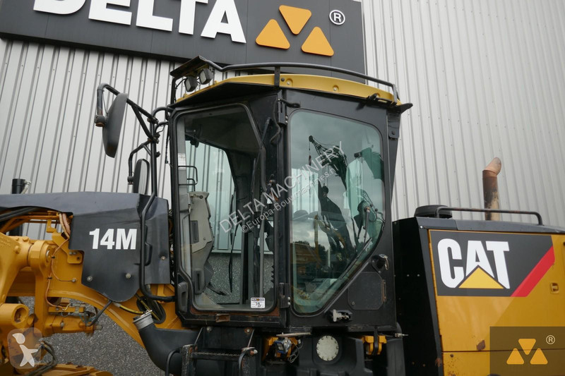 Grejder Caterpillar 14M
