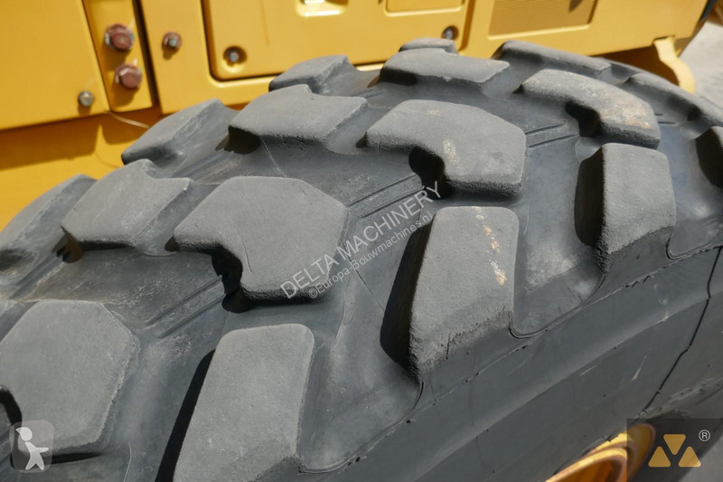 Grejder Caterpillar 12M3