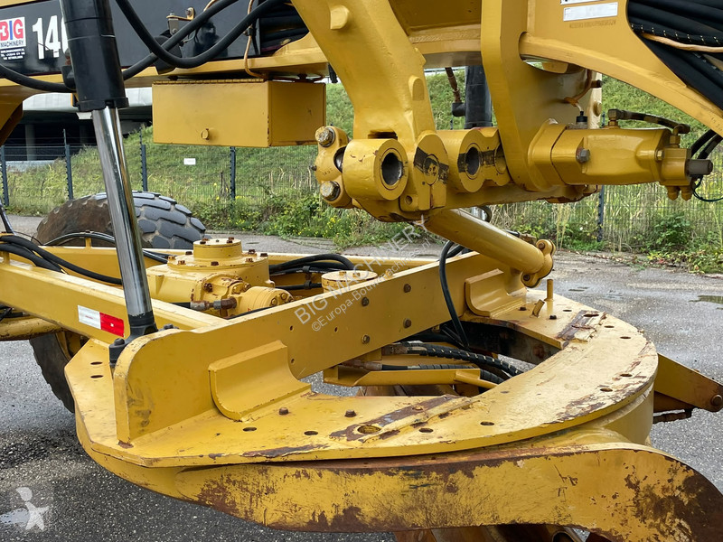 Niveladora Caterpillar 140K
