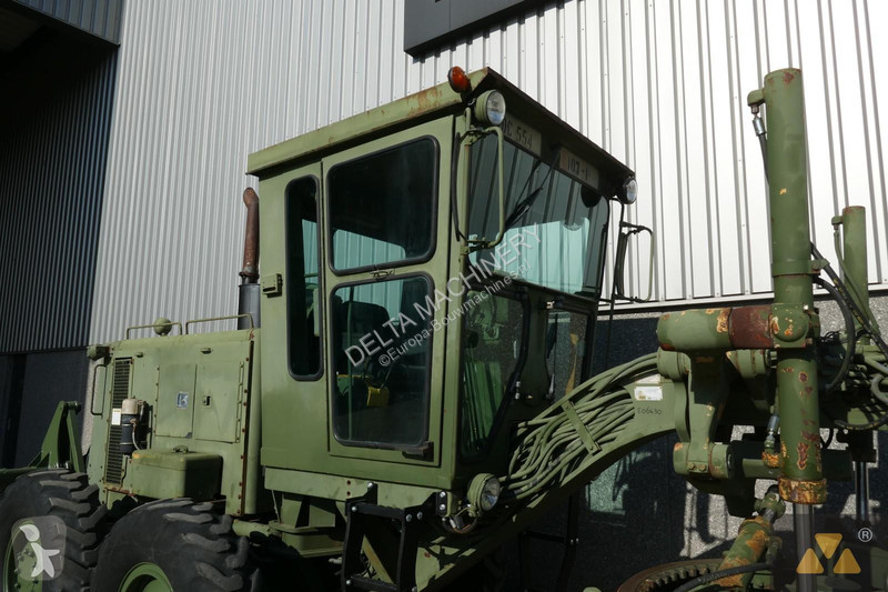 Грейдер Caterpillar Ex-army