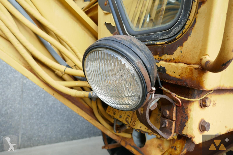 Grejdr Caterpillar