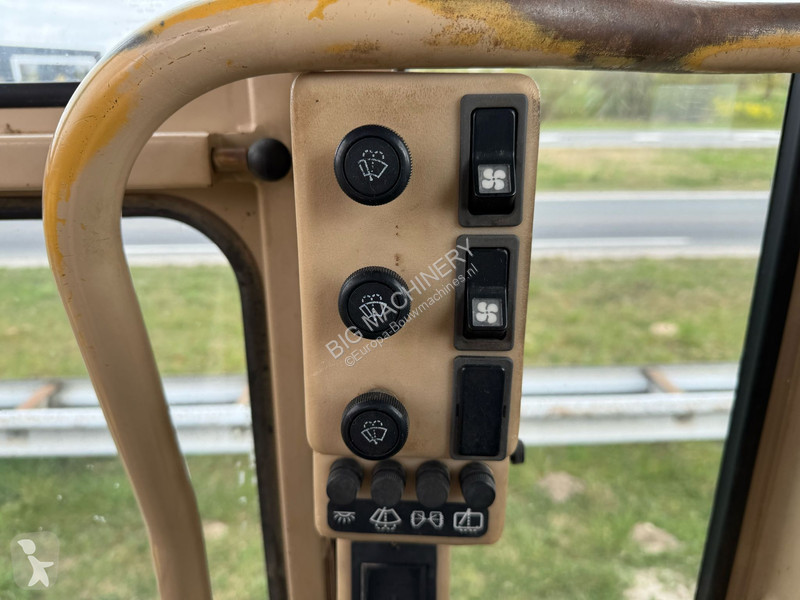 Niveladora Caterpillar 3306 engine