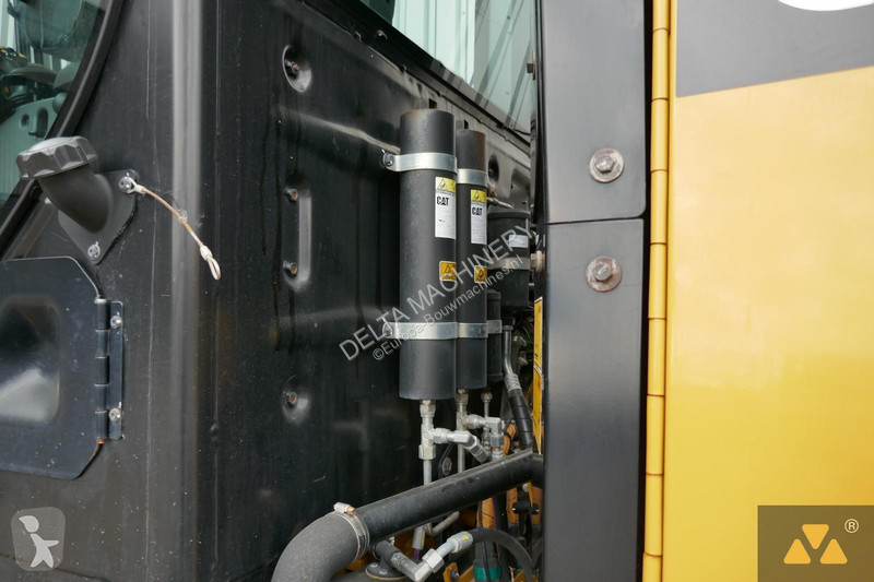 Niveladora Caterpillar 2