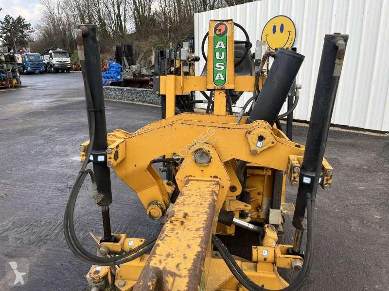 Grader   OP NV2500