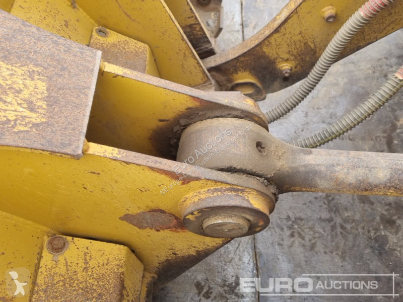 Grader Caterpillar