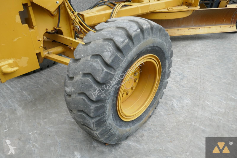 Grejder Caterpillar 140M