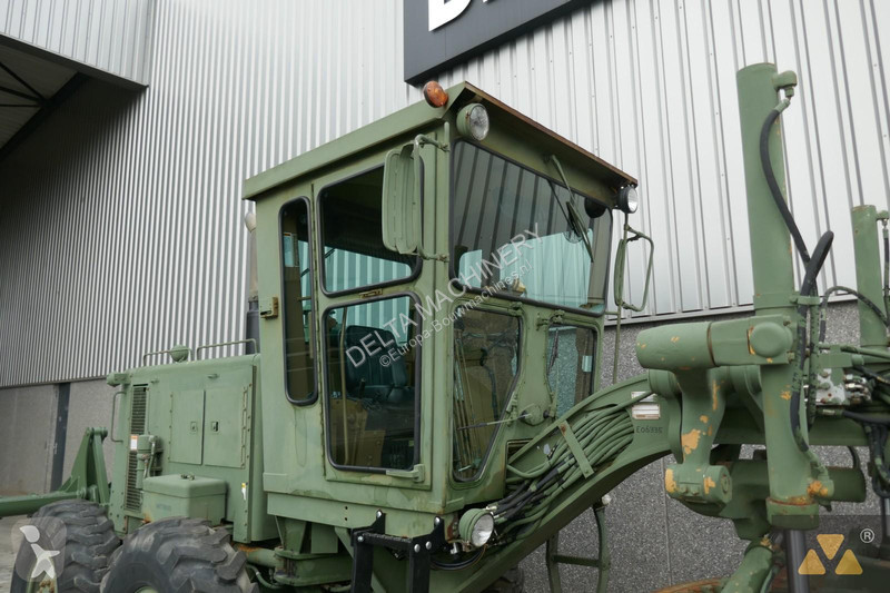 Niveladora Caterpillar Ex-army