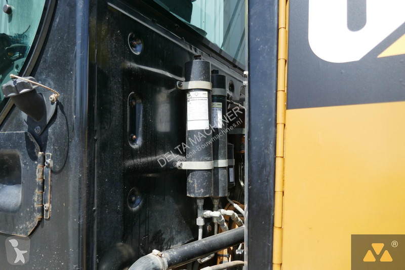Grejder Caterpillar 160M