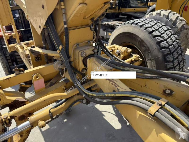 Grejder Caterpillar 160M