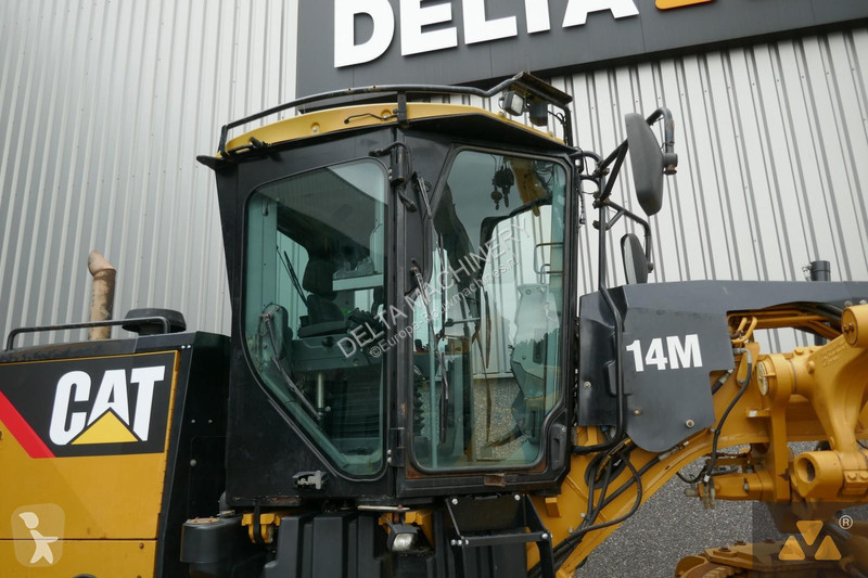Grejder Caterpillar 14M