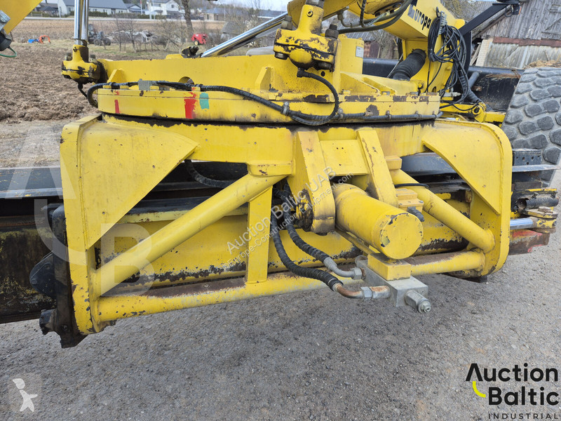 Грейдер XCMG GR215