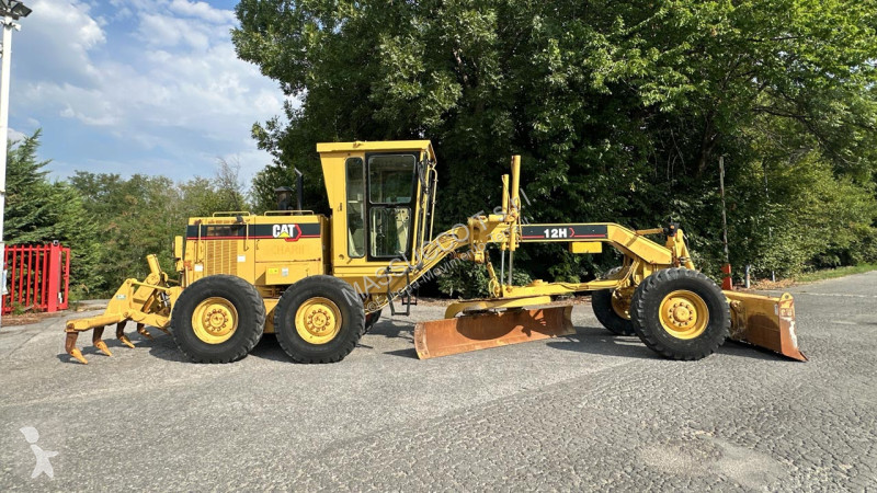 ممهدة طرق Caterpillar 12H 6X4