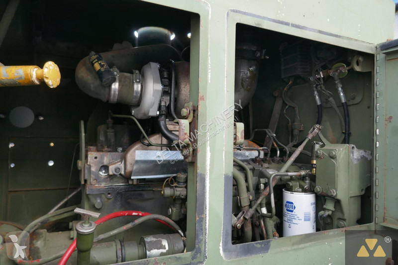 Грейдер Caterpillar Ex-army
