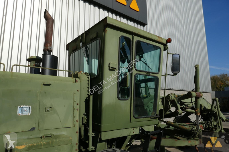 Грейдер Caterpillar Ex-army