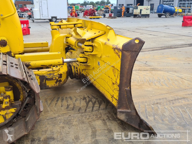 Grejdr Komatsu -24