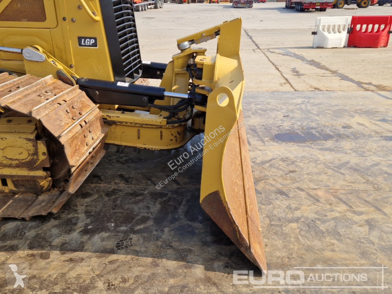 ممهدة طرق Caterpillar D1